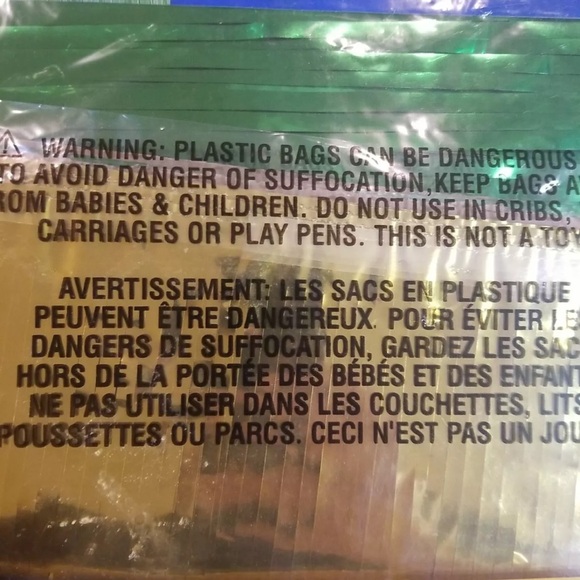 Giant Room Decorating Kit FOOTBALL - The Party Zone - 22 Pieces Mega Value Pack. - Picture 11 of 12